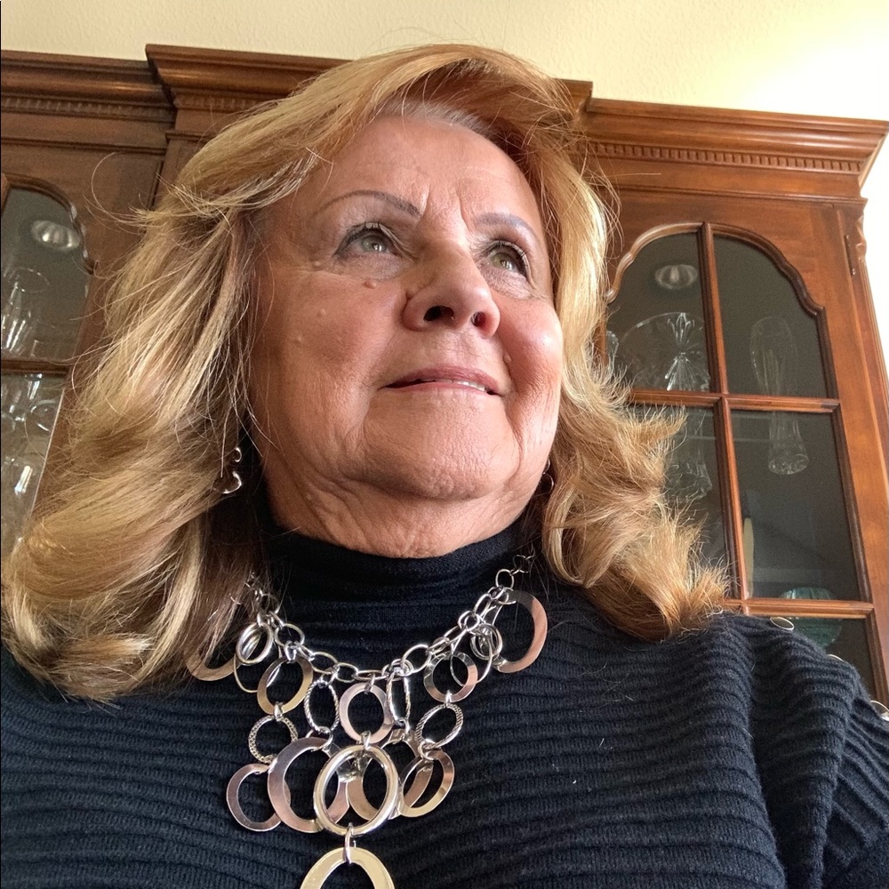 Meet your Posher, Donna